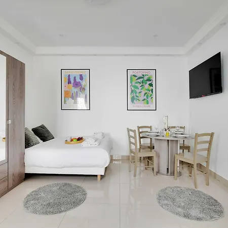 Charming For 2 - Near Voltaire & 11th Arr Town Hall,