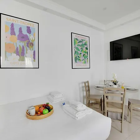 شقة Charming For 2 - Near Voltaire & 11th Arr Town Hall, *