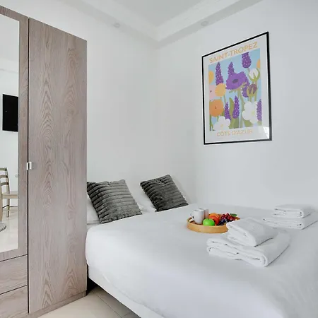 Charming For 2 - Near Voltaire & 11th Arr Town Hall, Apartamento